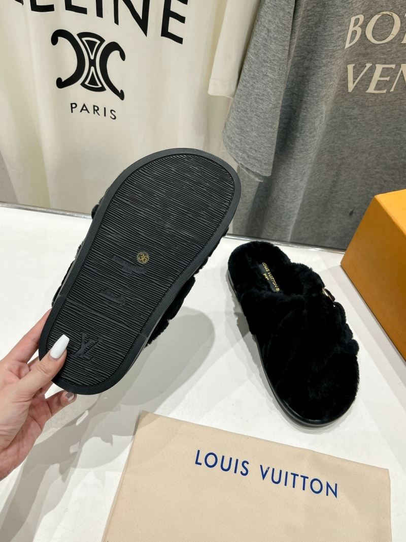 Louis Vuitton Slippers